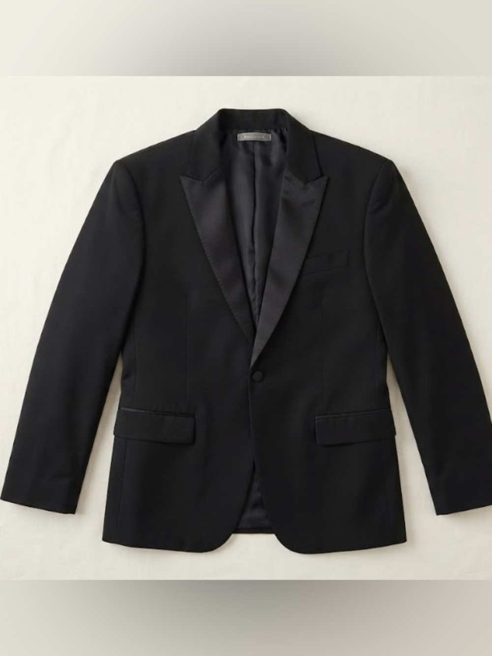 34R Men's Set Black Satin-Lapel Blazer - Brand Not Visible